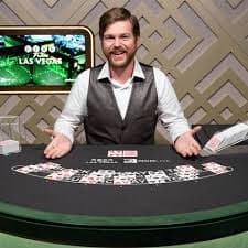 Detail tangan pemain dan keputusan di Infinite Blackjack solitare
